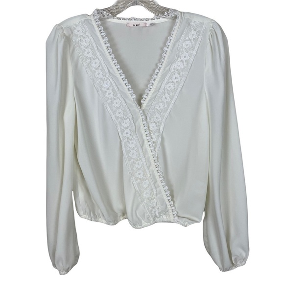 Mi Ami Ivory Long Sleeve Blouse - Picture 5 of 7